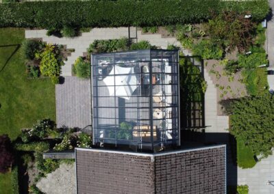 Det-franske-orangeri-foldedoer-terrasse-mursten-udestue-tilbygning-sildeben